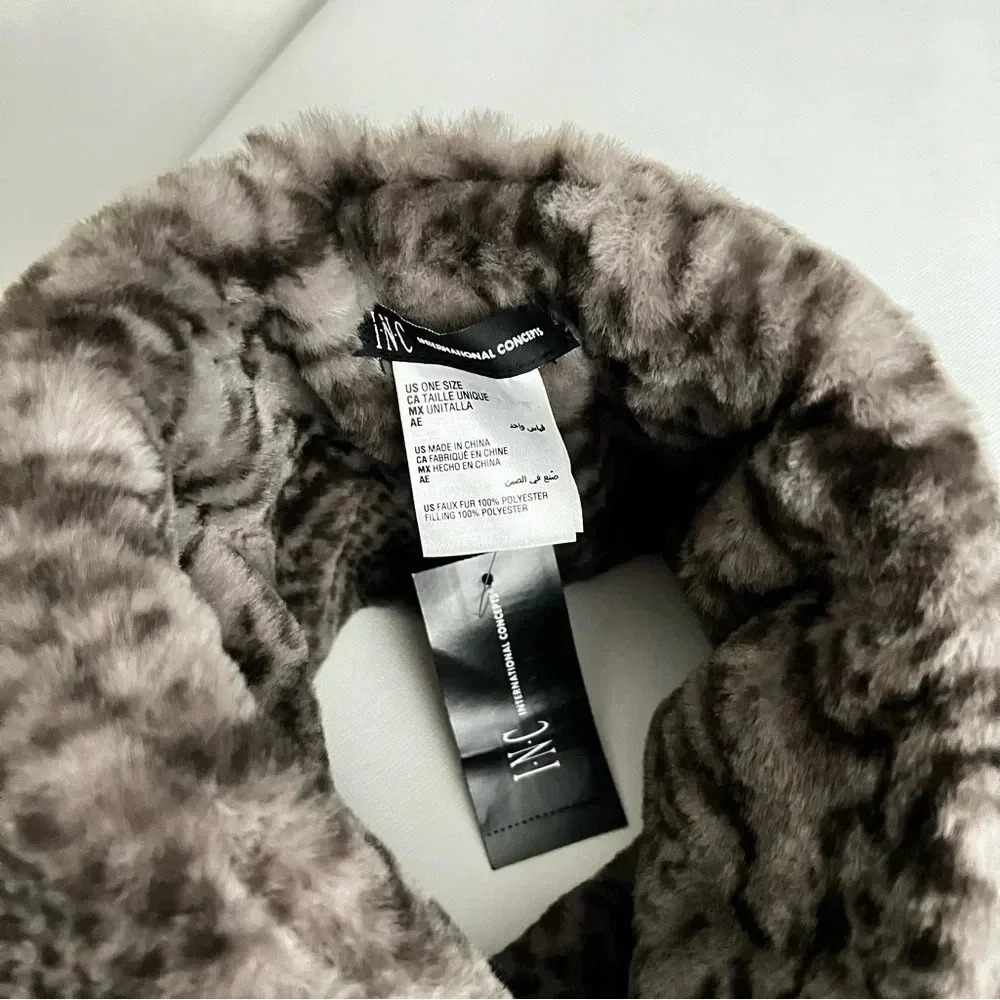 I.N.C Pull-Through Faux -Fur Scarf Snake Print Gray And Black Cozy - Picture 8 of 8
